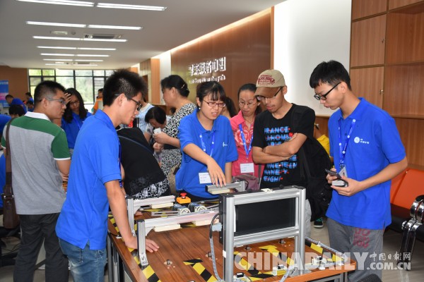 武汉工程科技学院举办GE智能平台全国大学生机械自动化大赛
